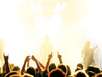 Fans beim Rockkonzert